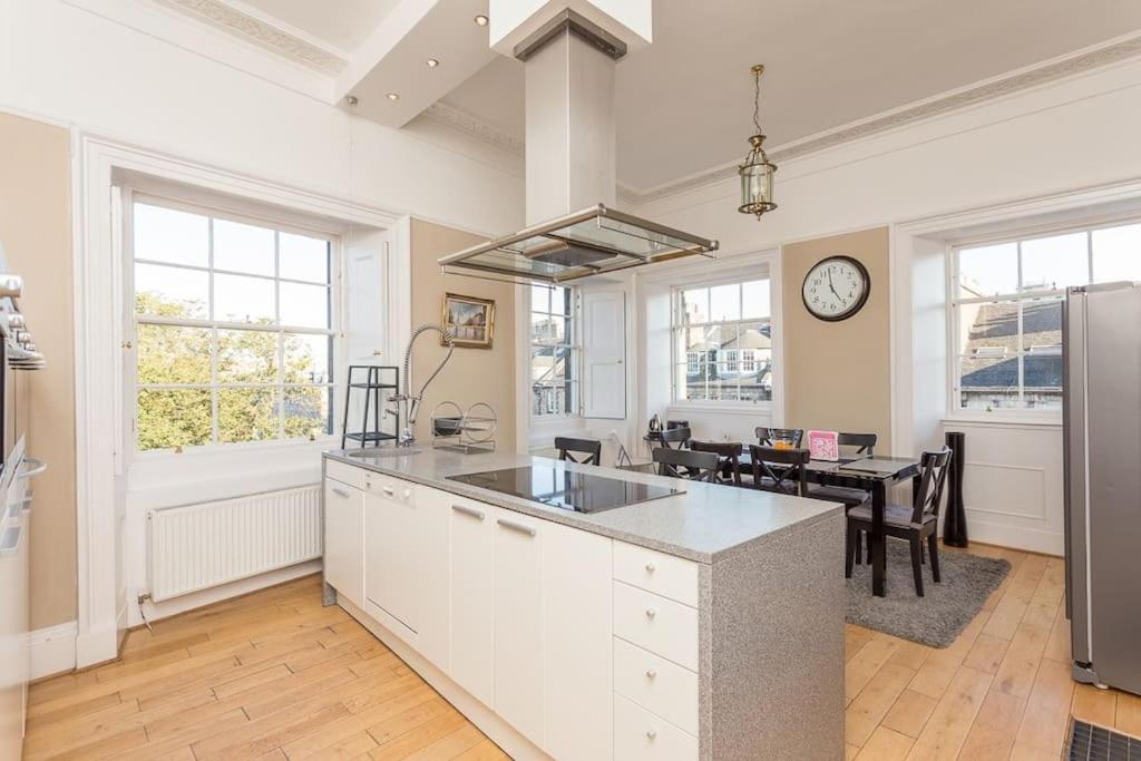 Prime Centre - 4 Bed Penthouse Appartement Édimbourg
